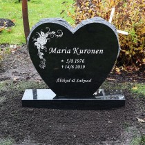 Gravsten Hjärta 201 s ( Risinge kyrka Finspång norrköping )