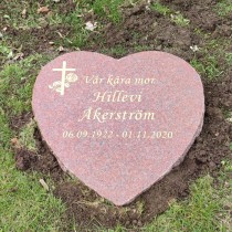 Gravsten Hjärta LS331 (50x50x10)